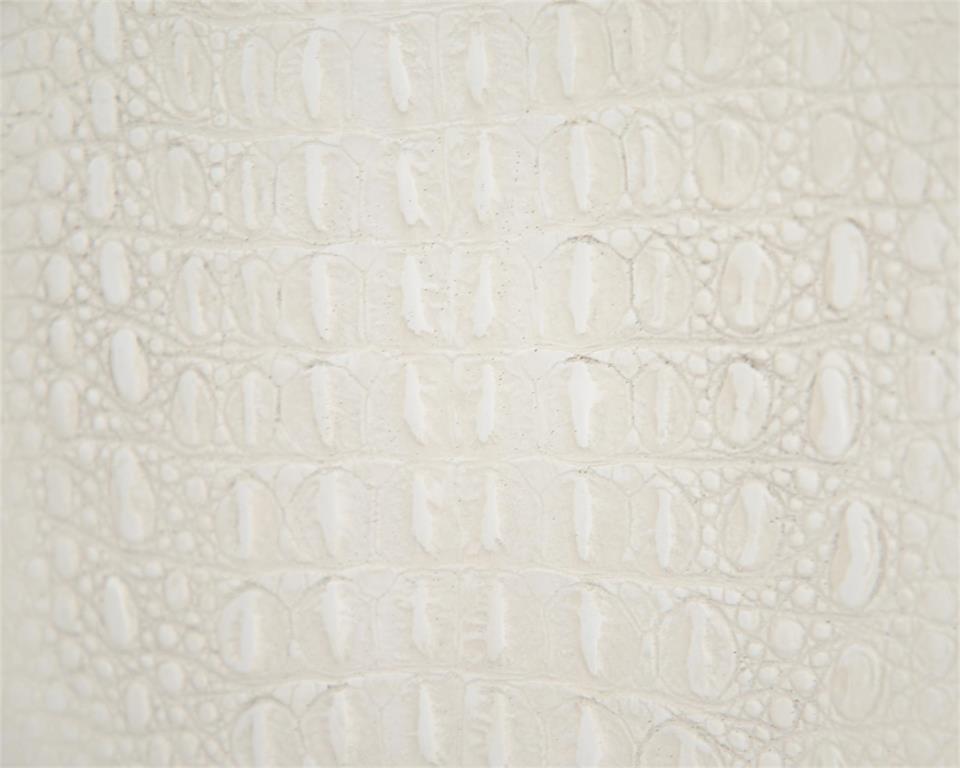 Kano Pedestal, Medium – Art by John Richard | Sutter & Vale