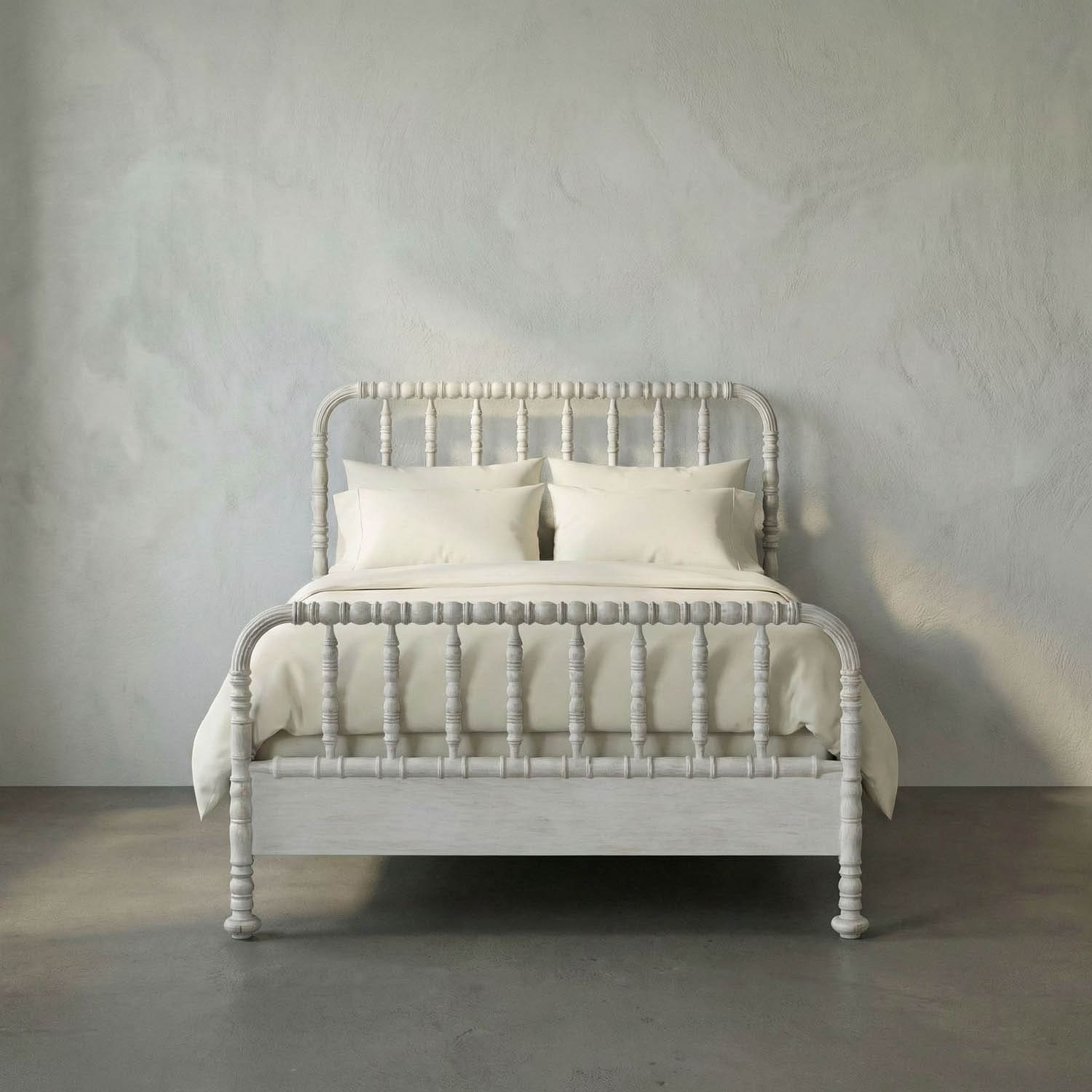 Bachelor Bed, Queen, White Wash