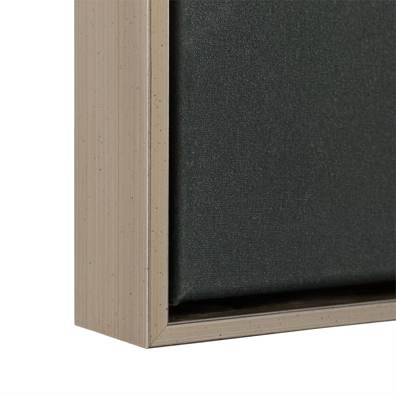 Sarah Thomas' Gilded Fells, Small