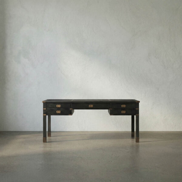Campaign Partner Desk by Noir