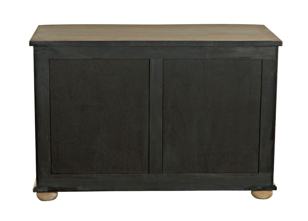 Lauren Dresser, Weathered