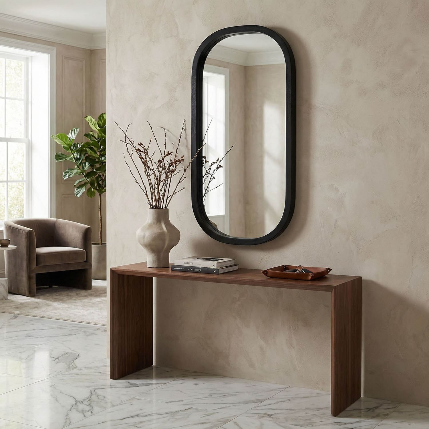Gorky Mirror, Pale