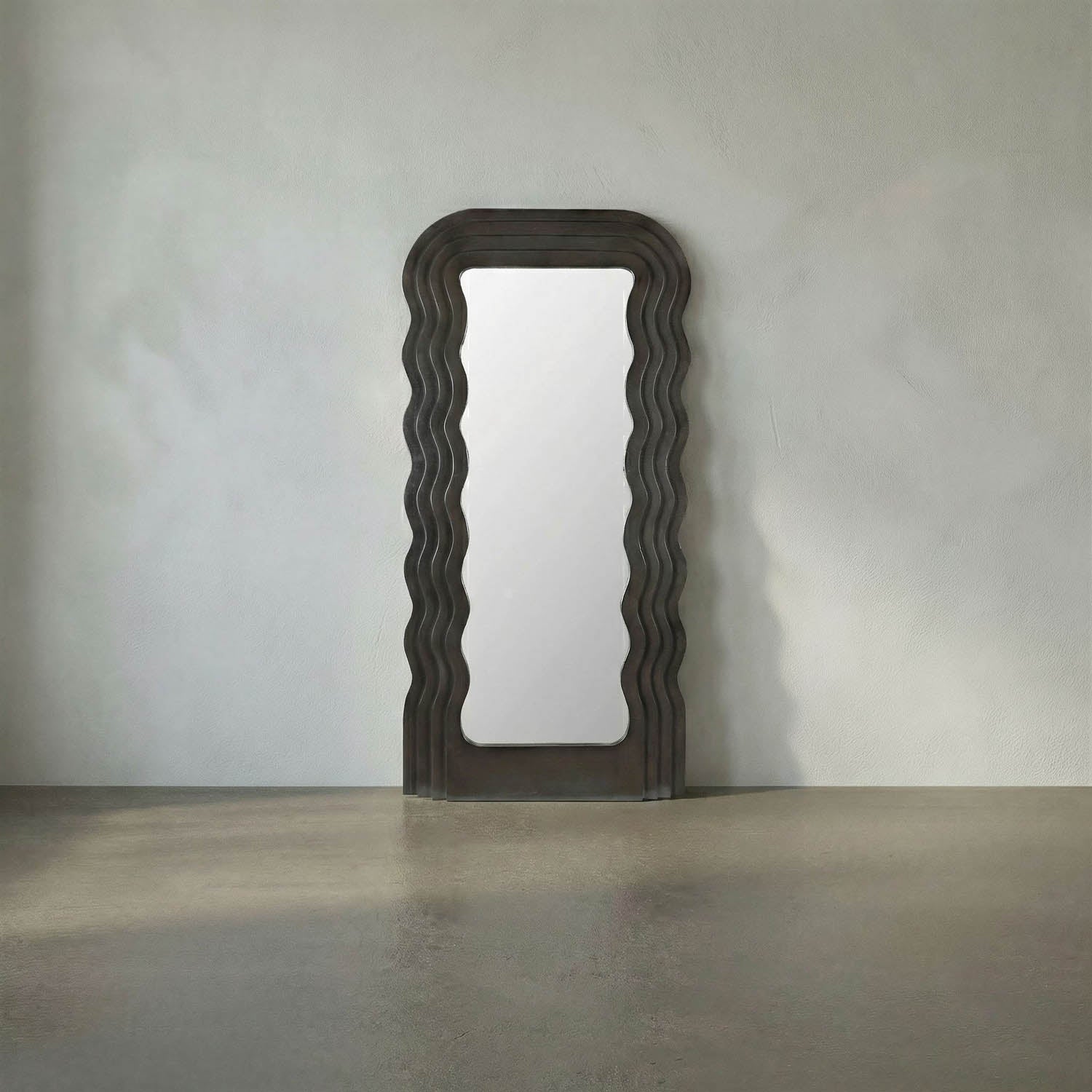 Atticus Mirror, Pale by Noir