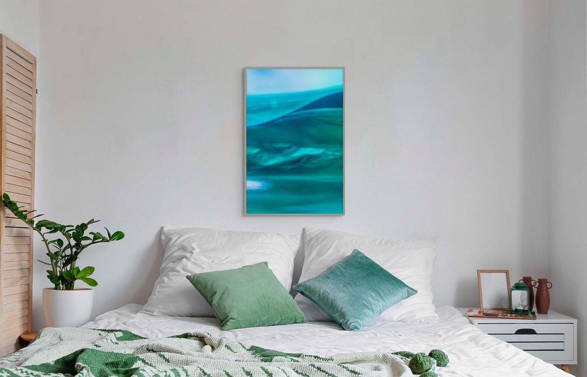 Aqueous 1 in a room