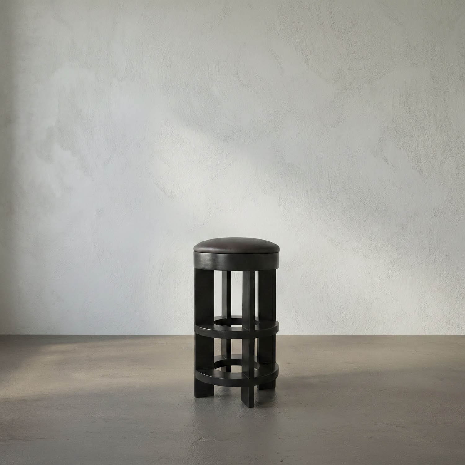 Berlin Bar Stool with Swivel Leather Seat