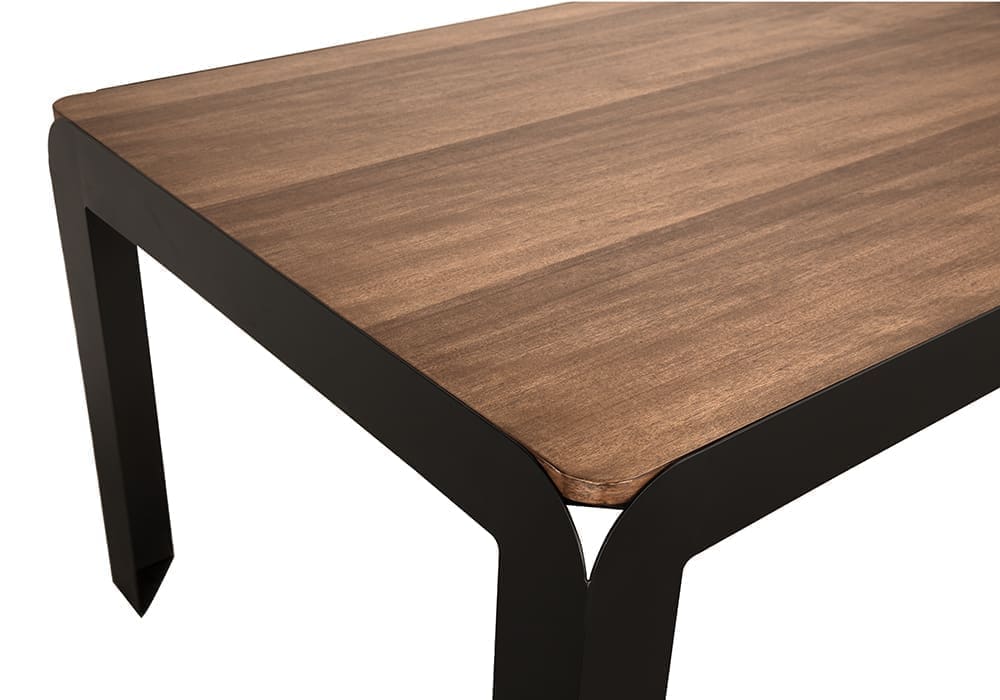 Alexei Table