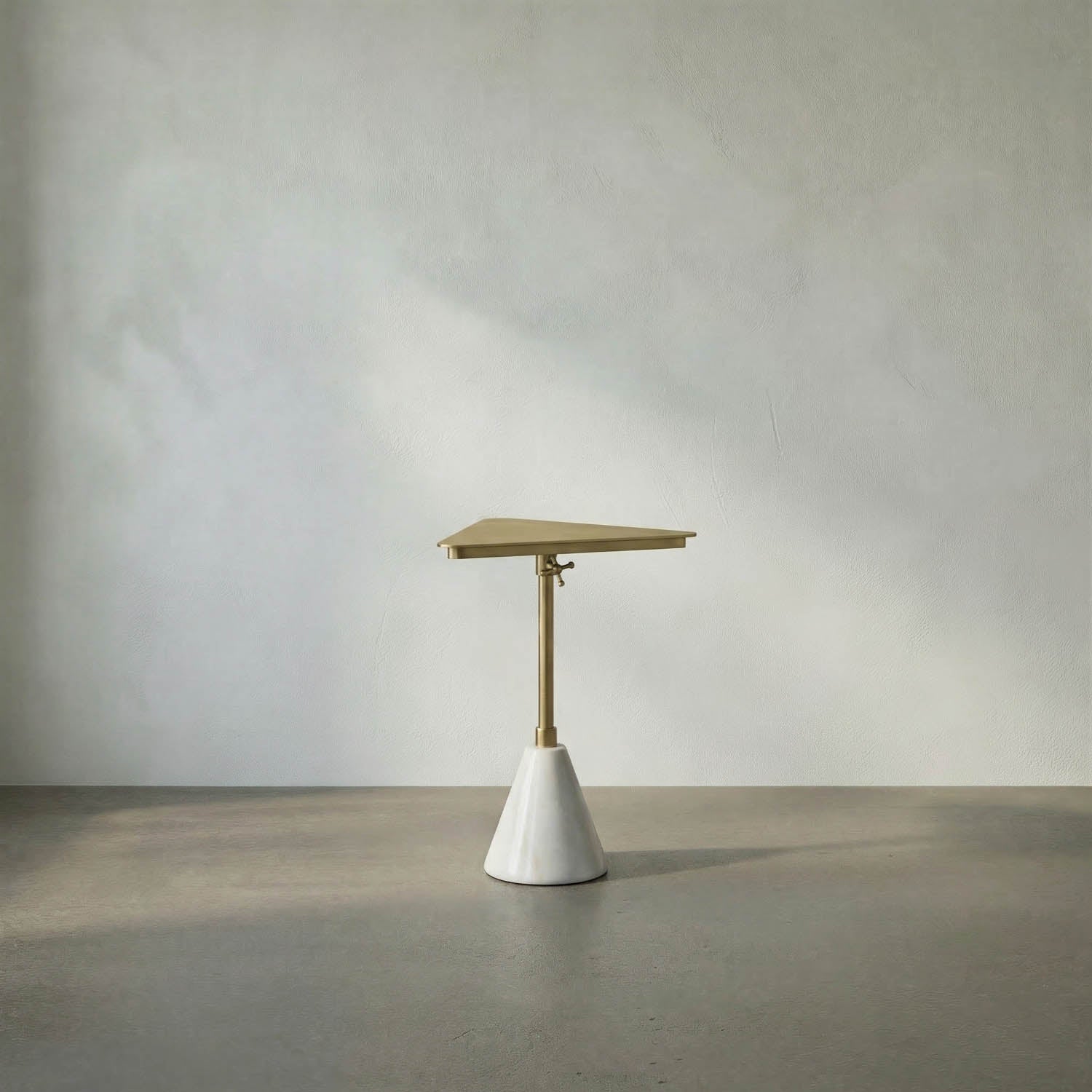 DARWIN SIDE TABLE by Noir