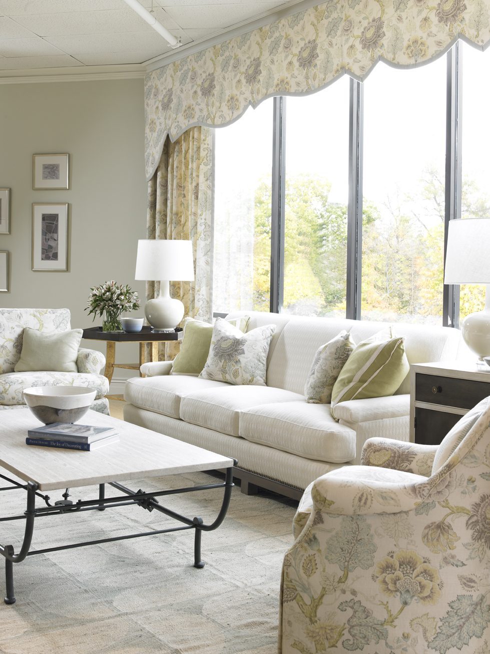 Salon Sofa