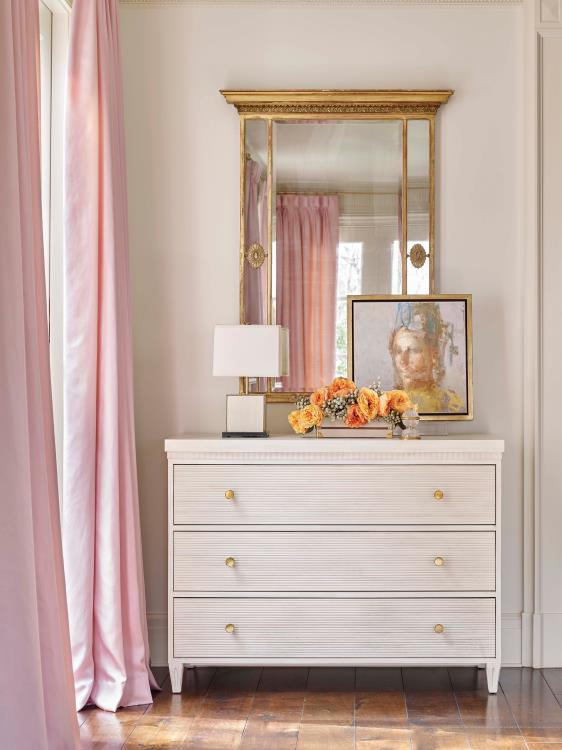 St. Claire Chest