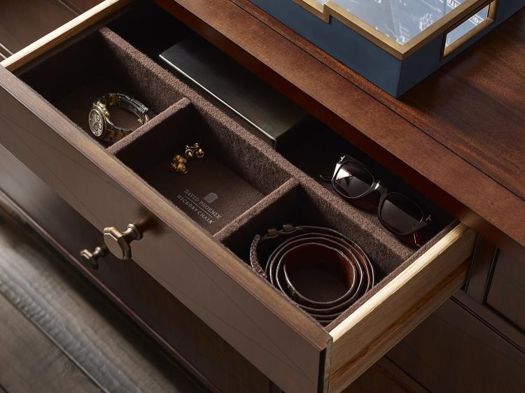 Connaught Dresser