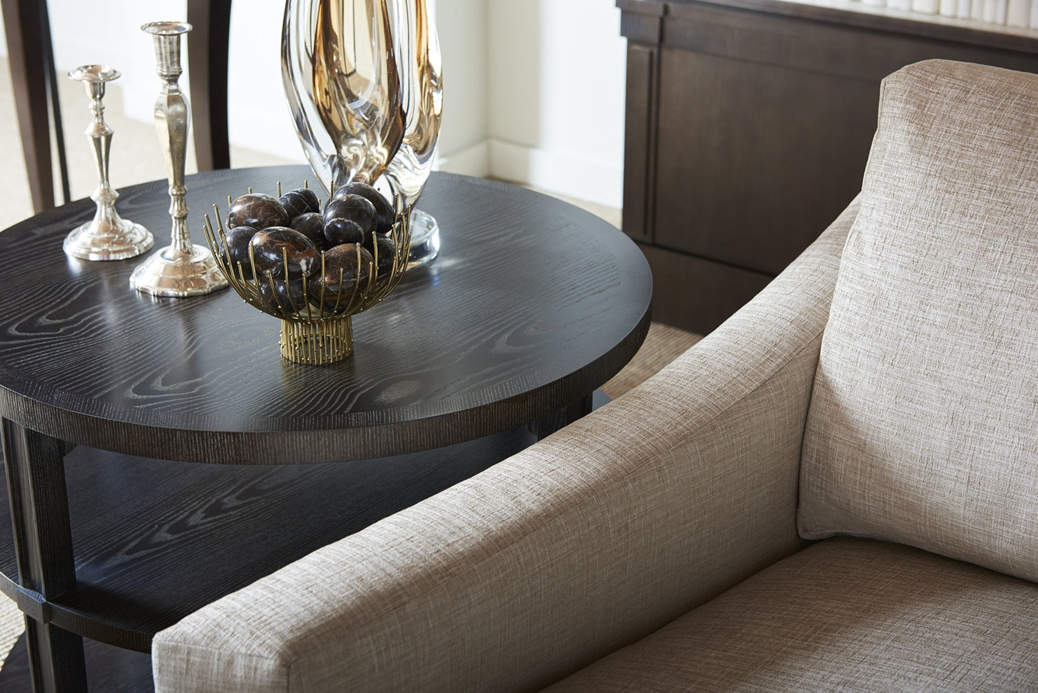 VICTOR SIDE TABLE in Ash Veneers, Ash Solids - Hickory Chair