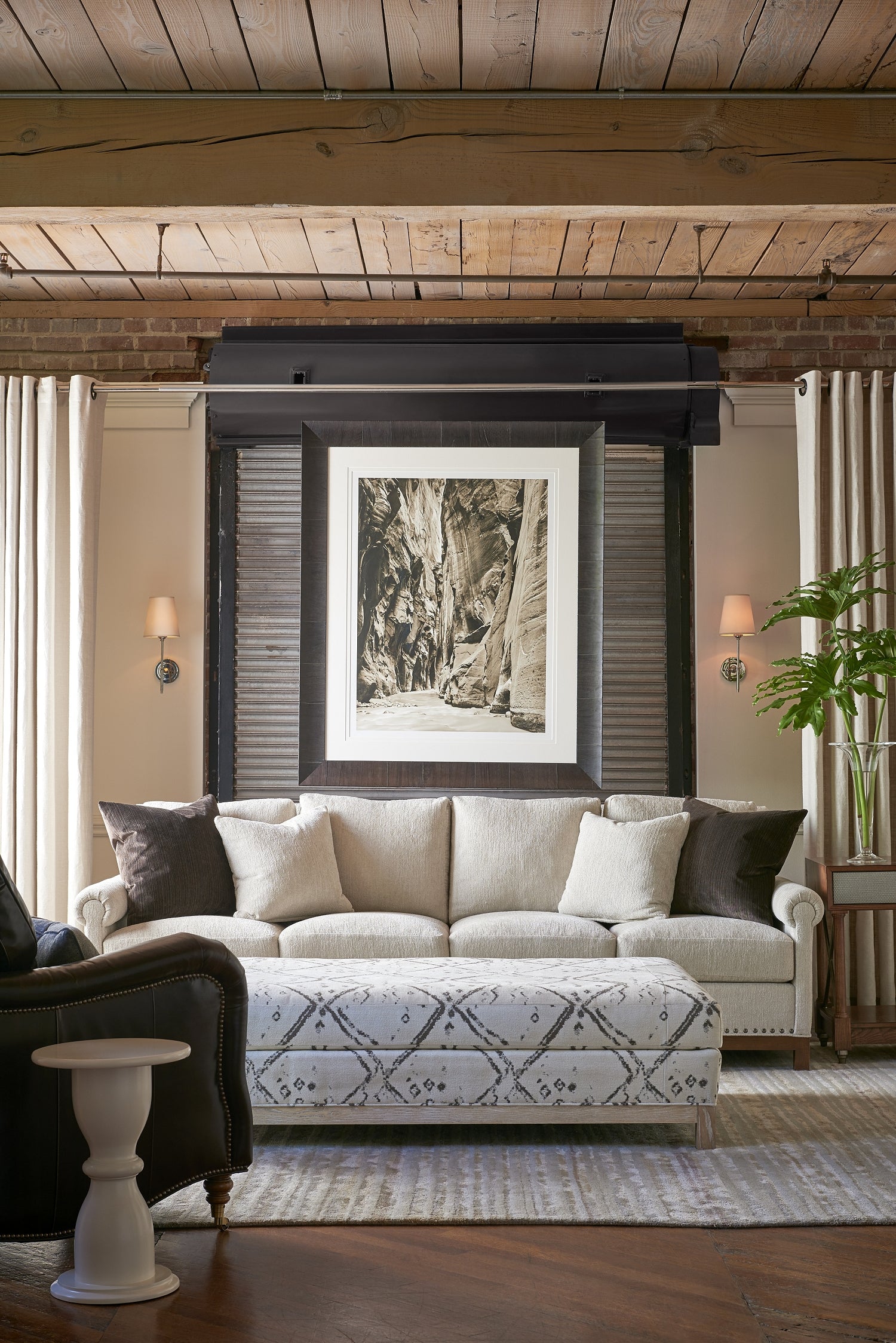 SPOOL SPOT TABLE in Mahogany Solids - Hickory Chair