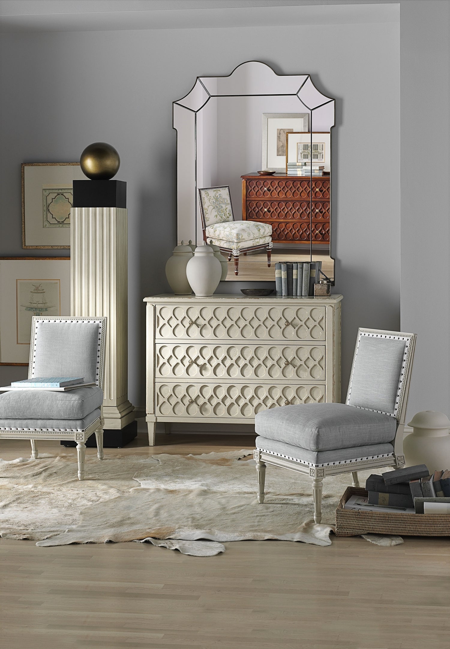 MURANO CHEST WITH WOOD TOP in Maple Veneers, Maple Solids - Hickory Chair