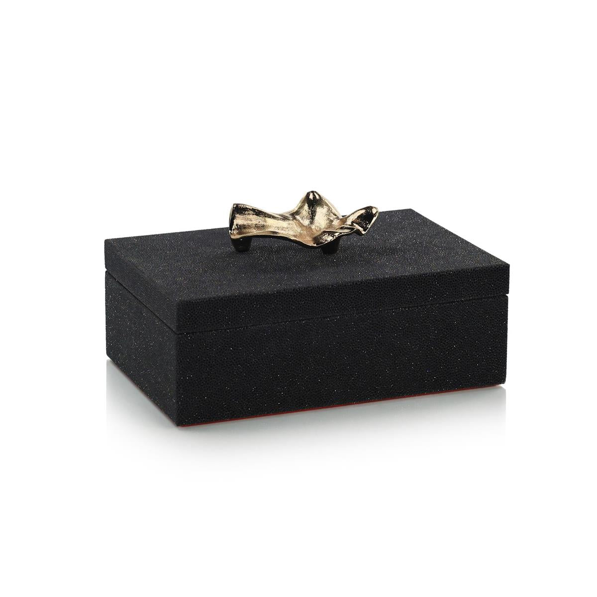 Taylor Box – Art by John Richard | Sutter & Vale