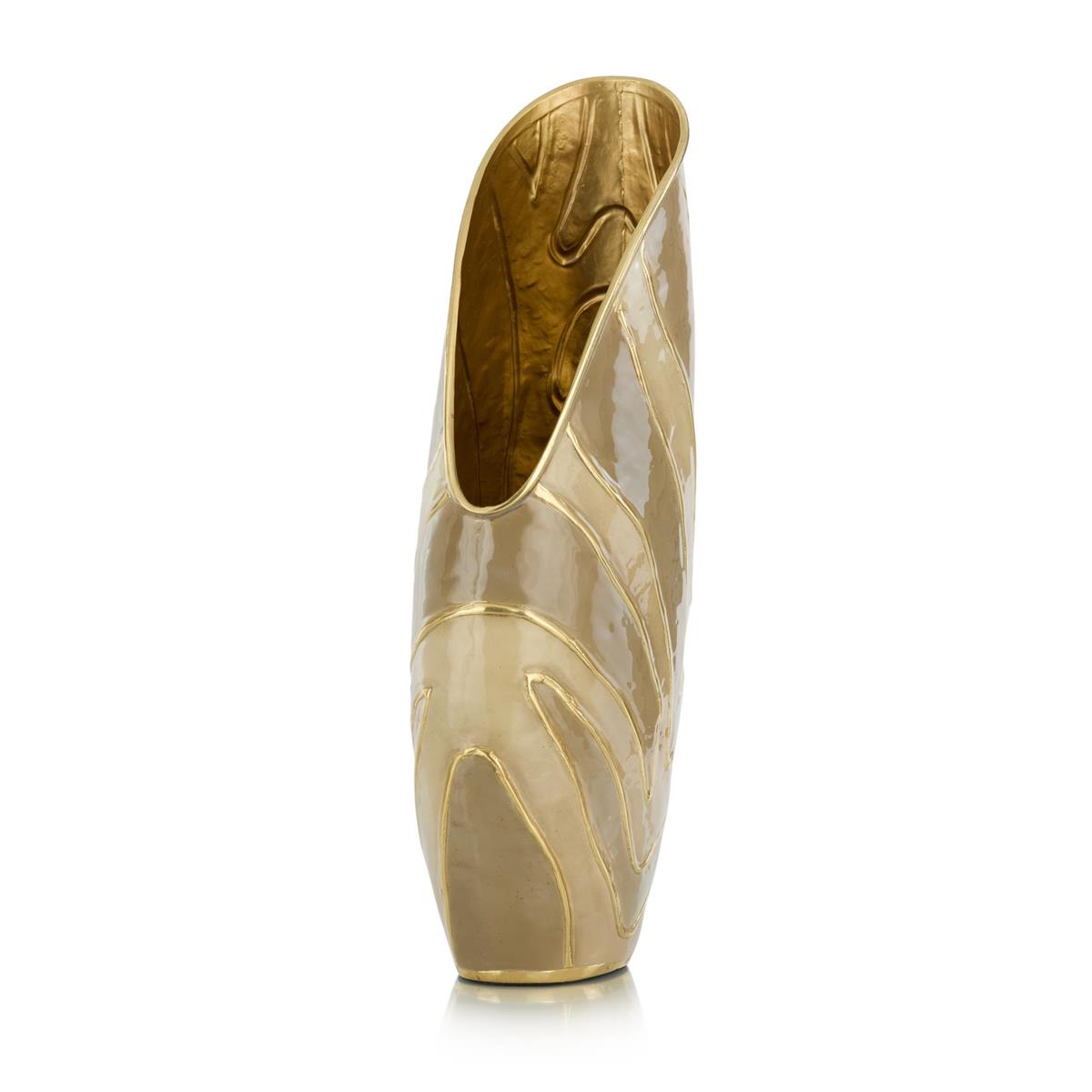 Origo Vase, Small Brown – Art by John Richard | Sutter & Vale