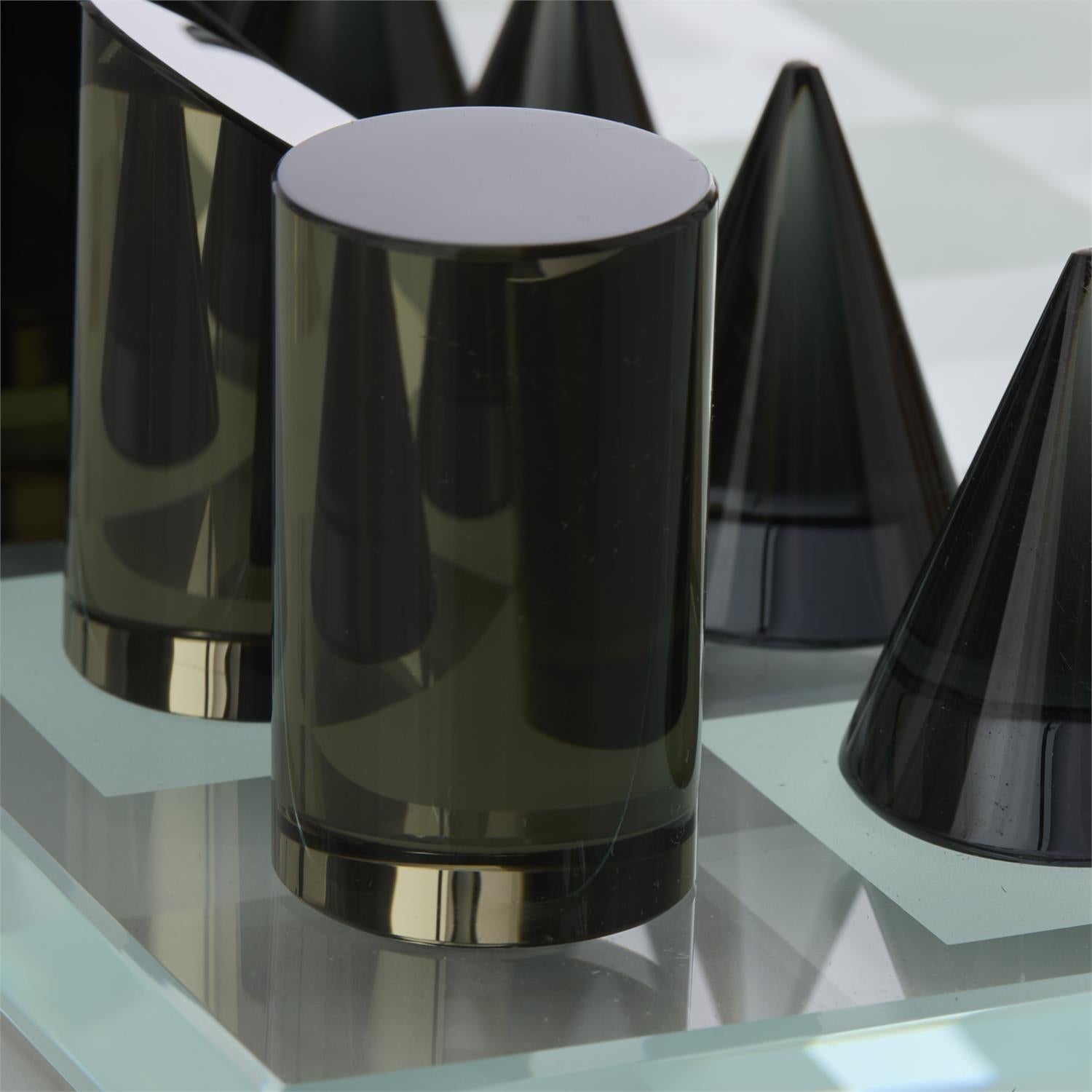 Geometric Chess Board