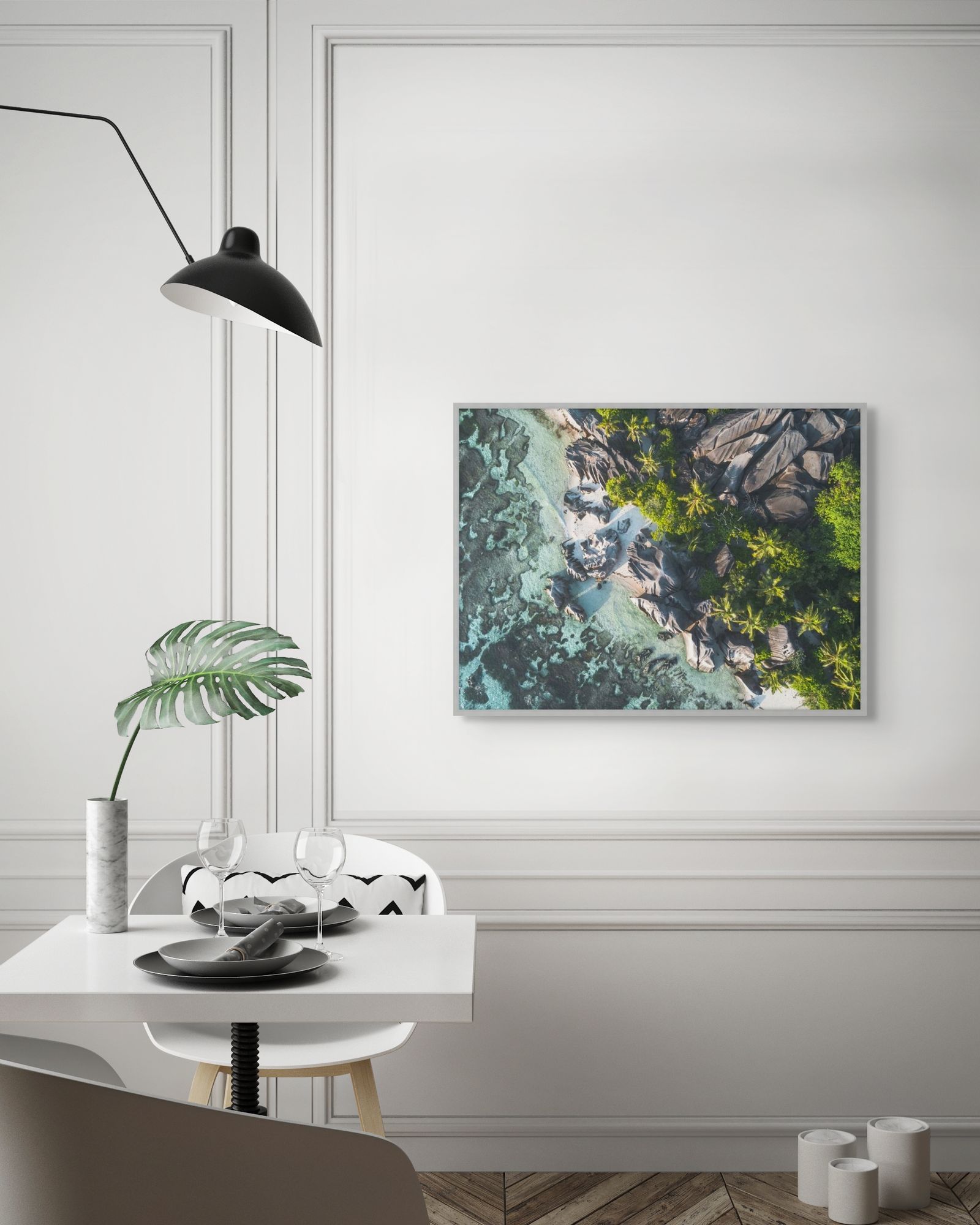 Paradise Shore 1 in a room
