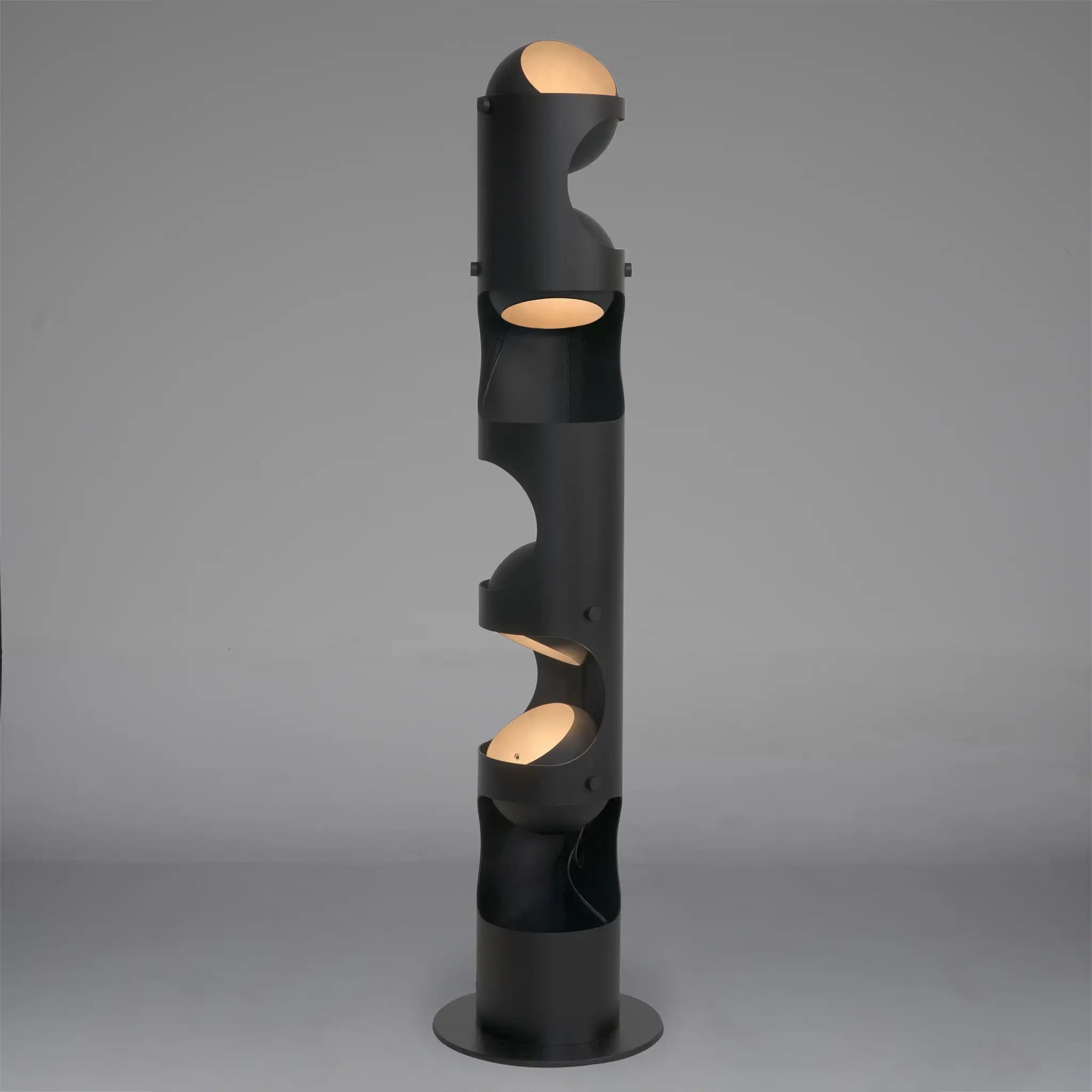 Columna Floor Lamp, Black Iron