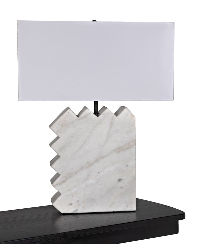 Gaheris Table Lamp w/Shade
