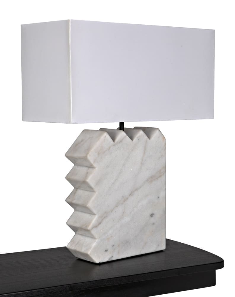 Gaheris Table Lamp w/Shade