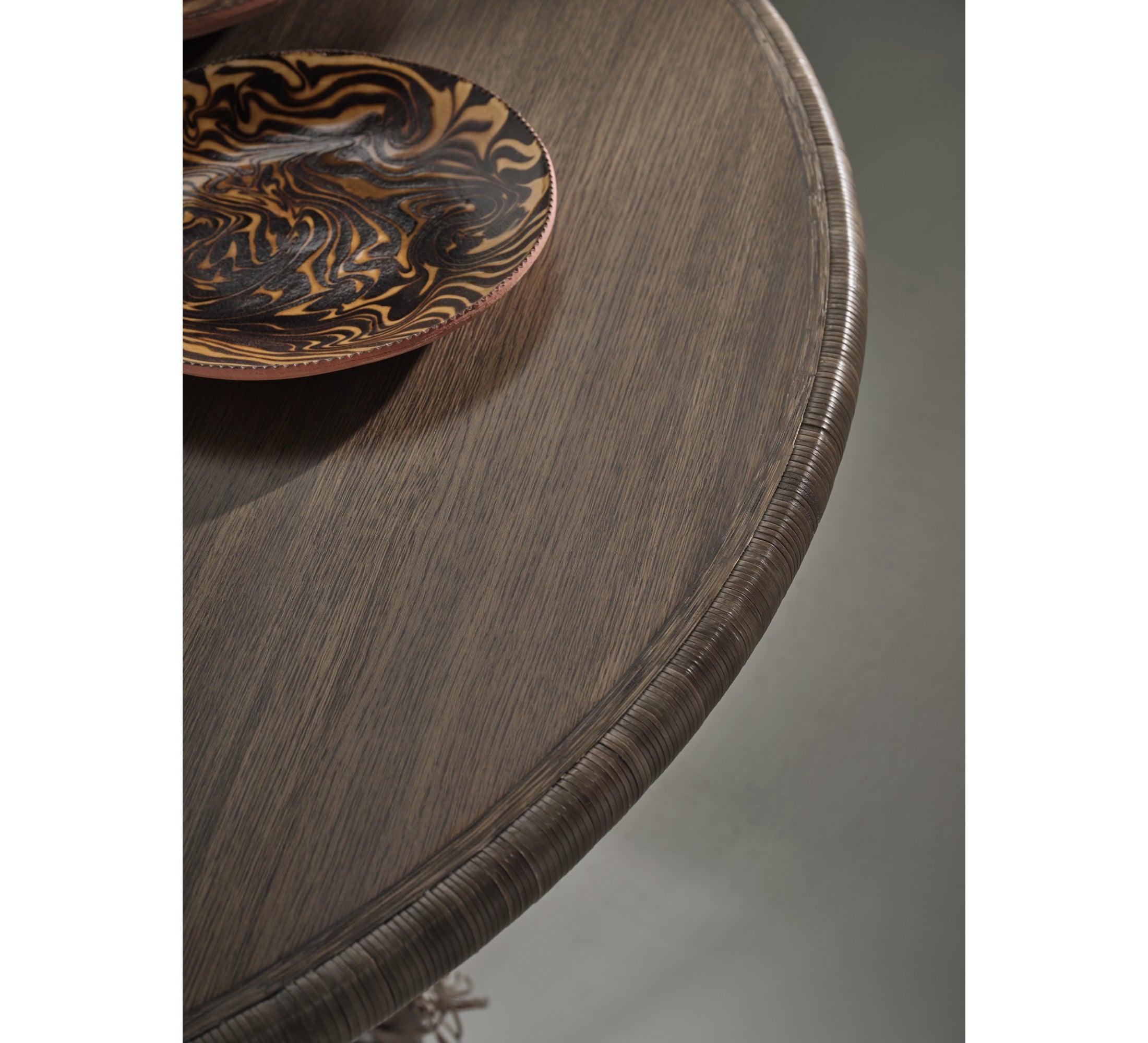 Taru Dining Table