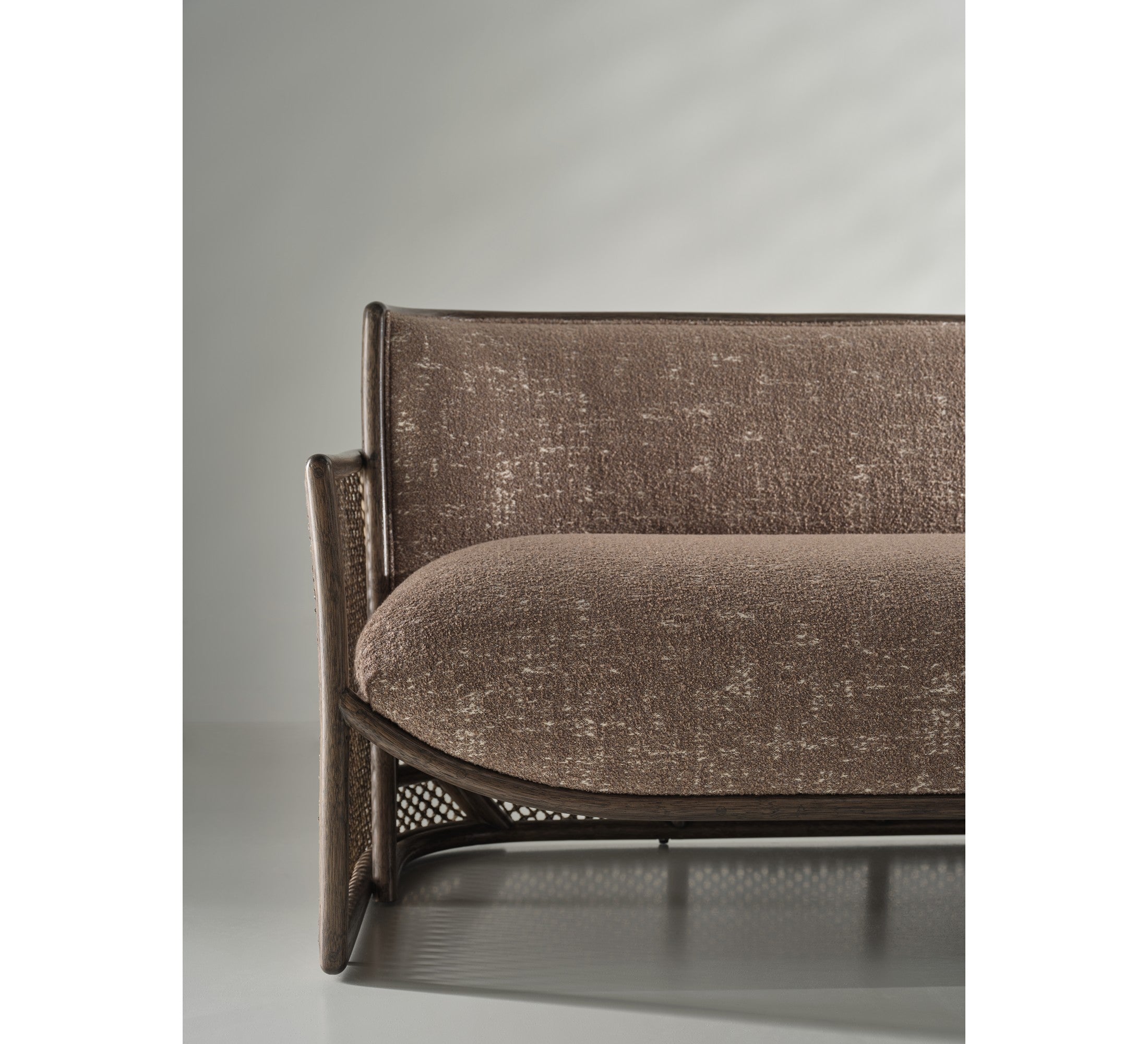Taru Sofa
