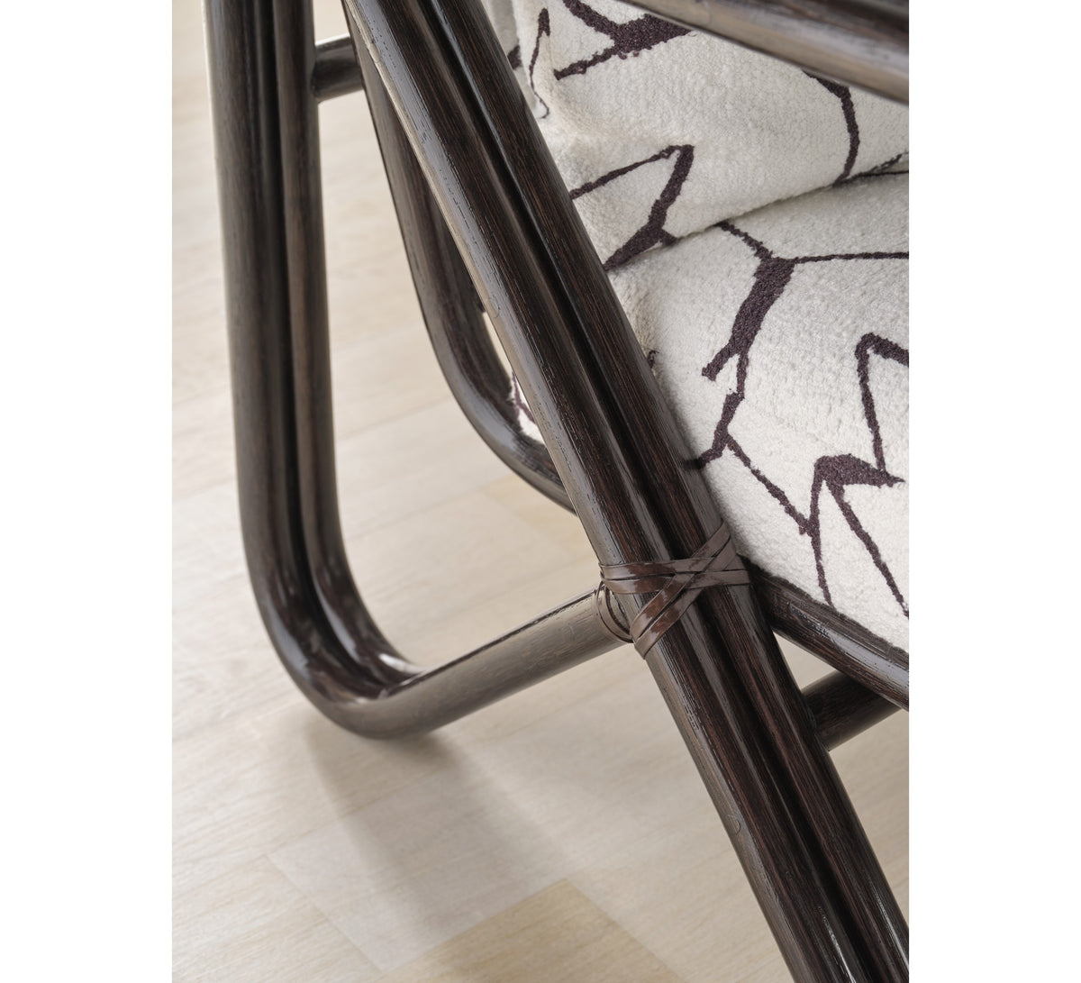 Bandera Chair