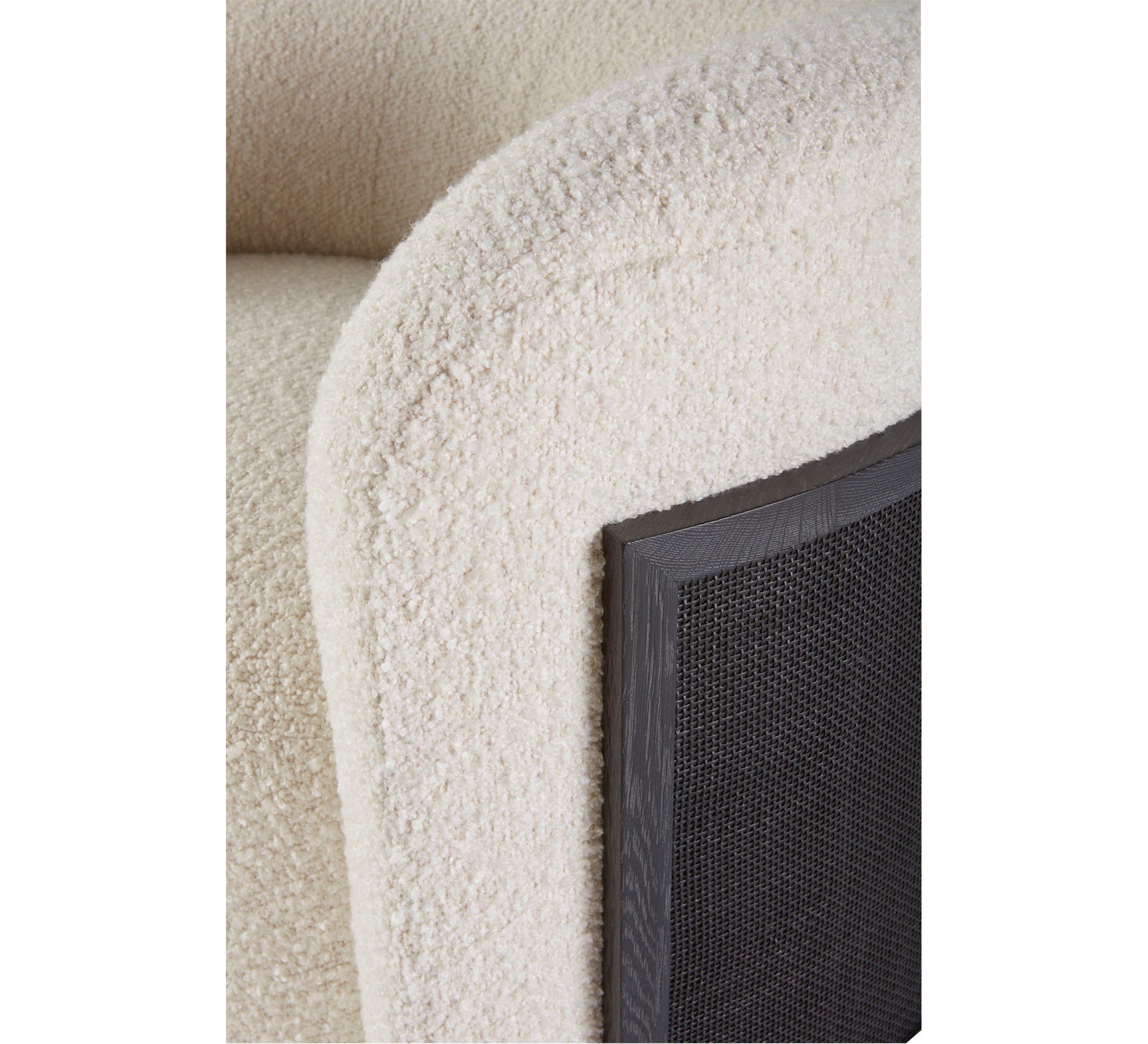 Nami Lounge Chair