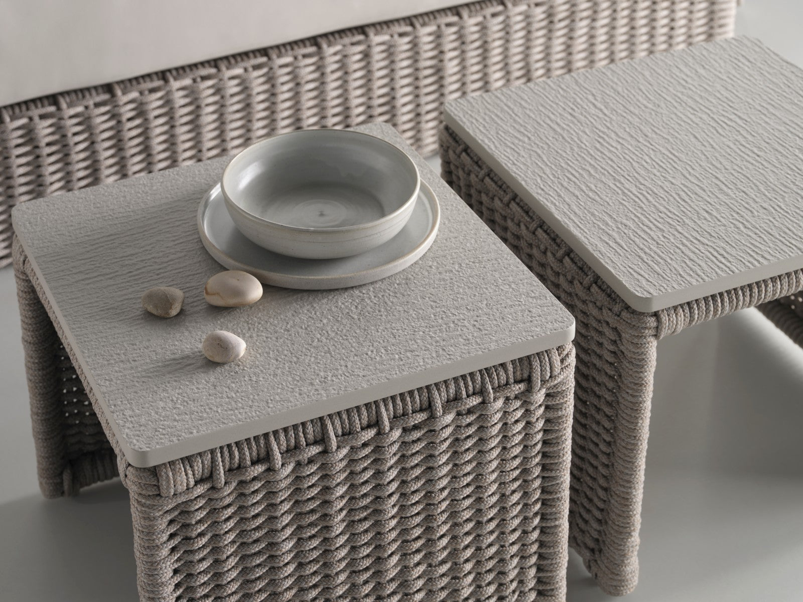 Cuerda Square End Table