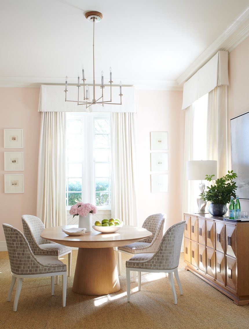 Discus Dining Table