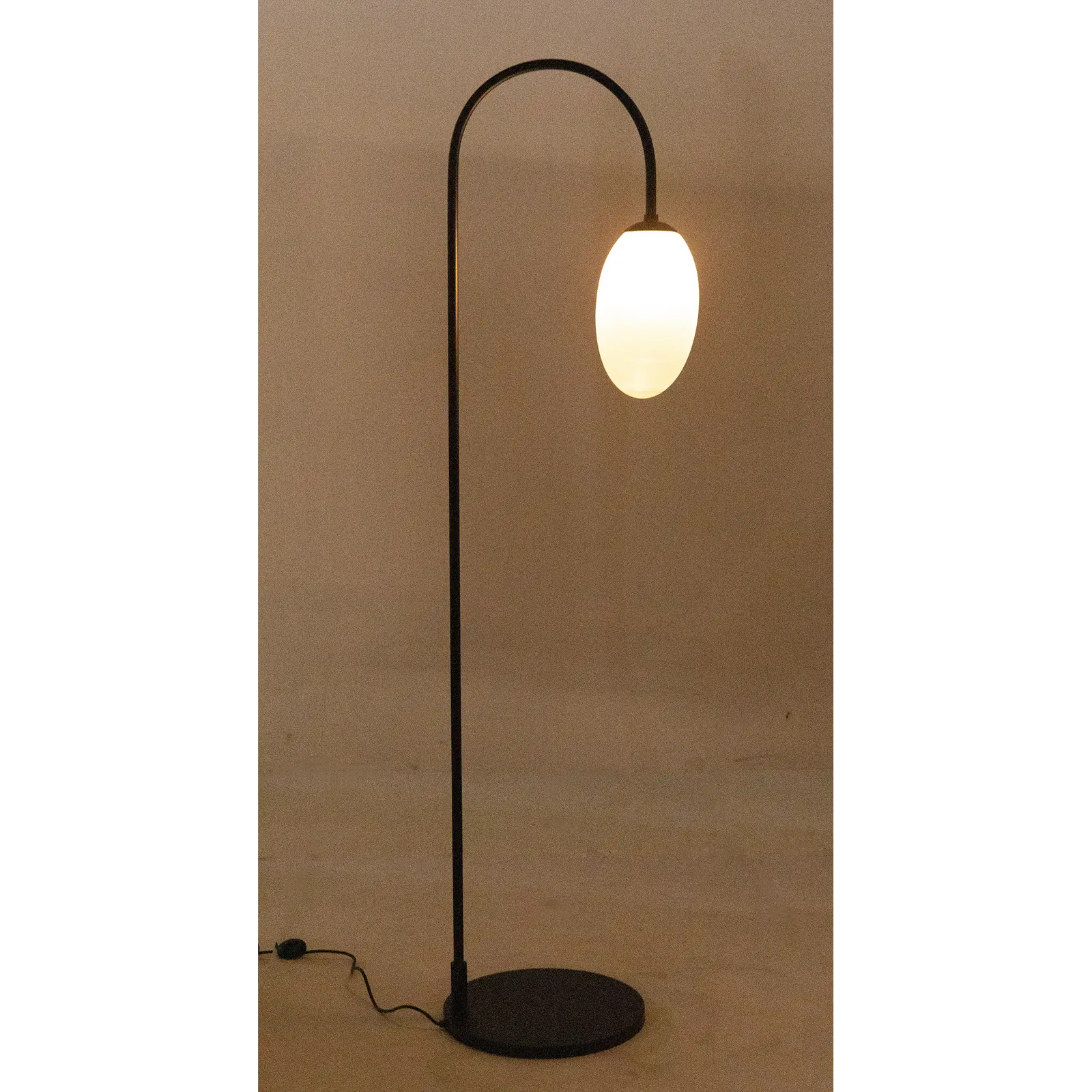 Swan Floor Lamp, Black Iron