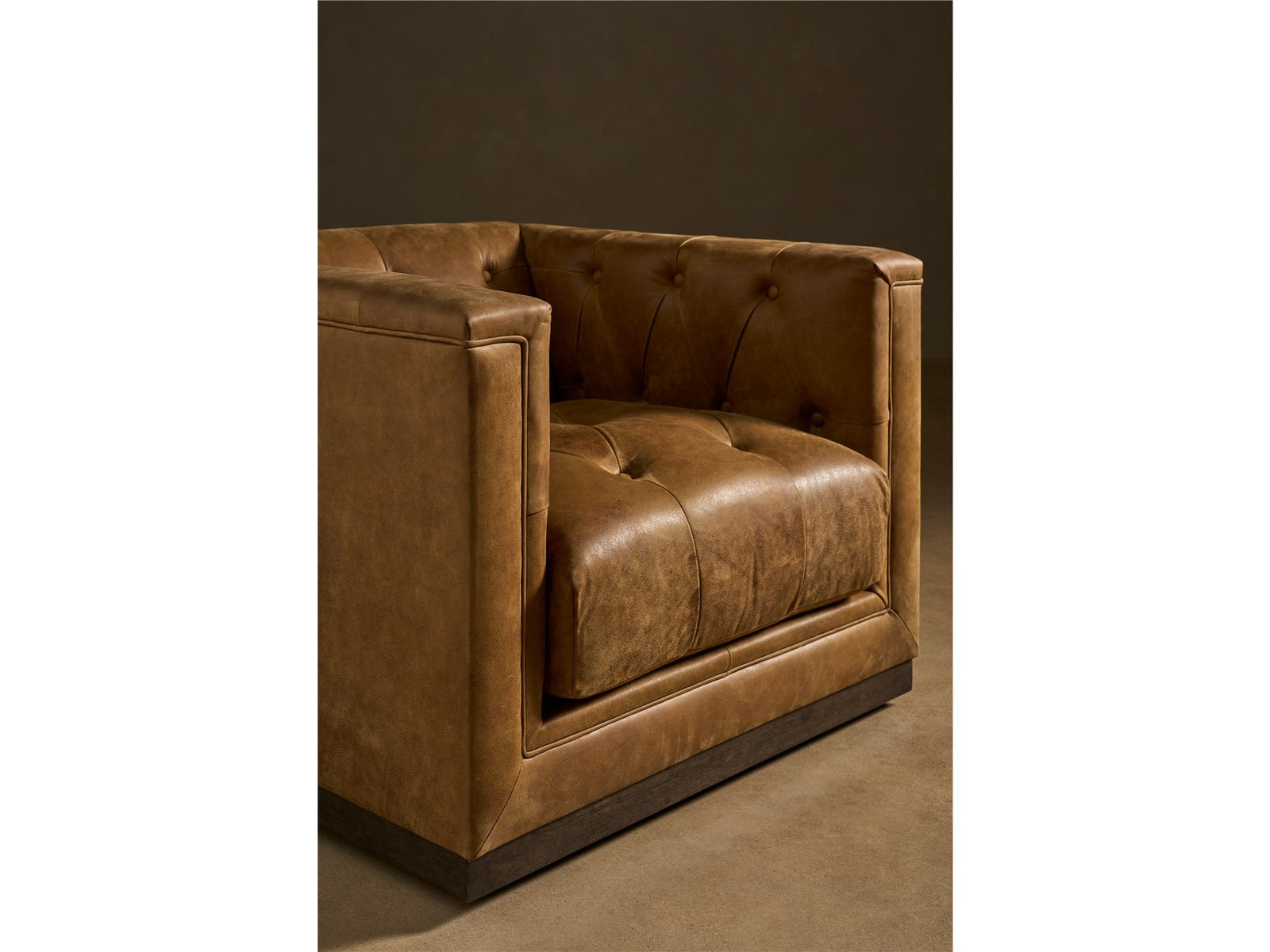Quinn Swivel Chair