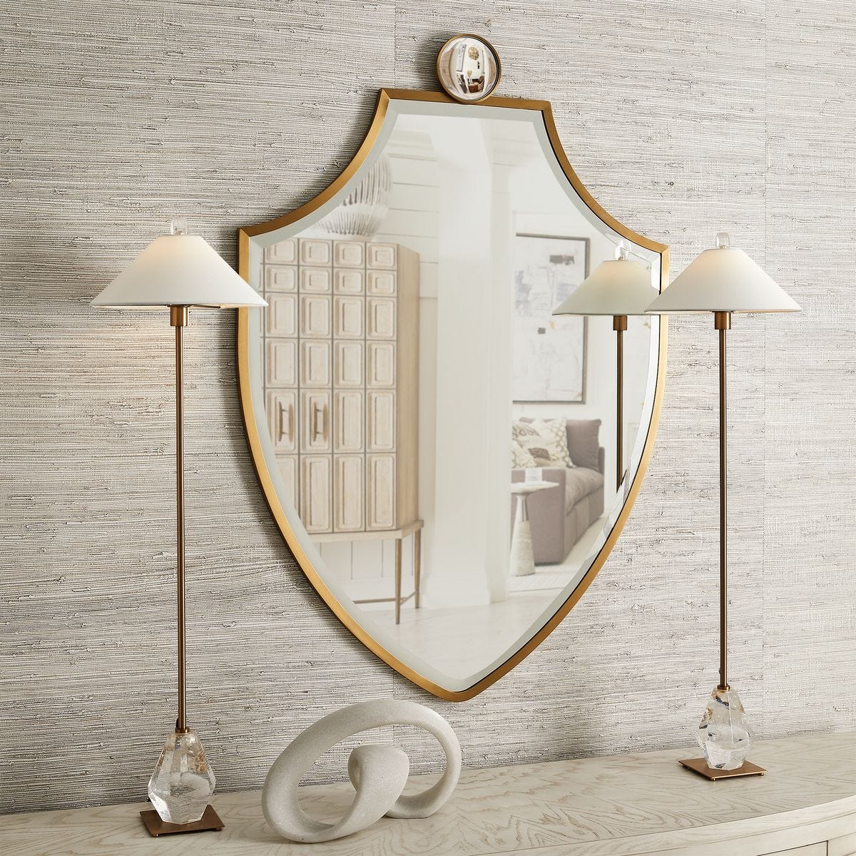 Signet Mirror