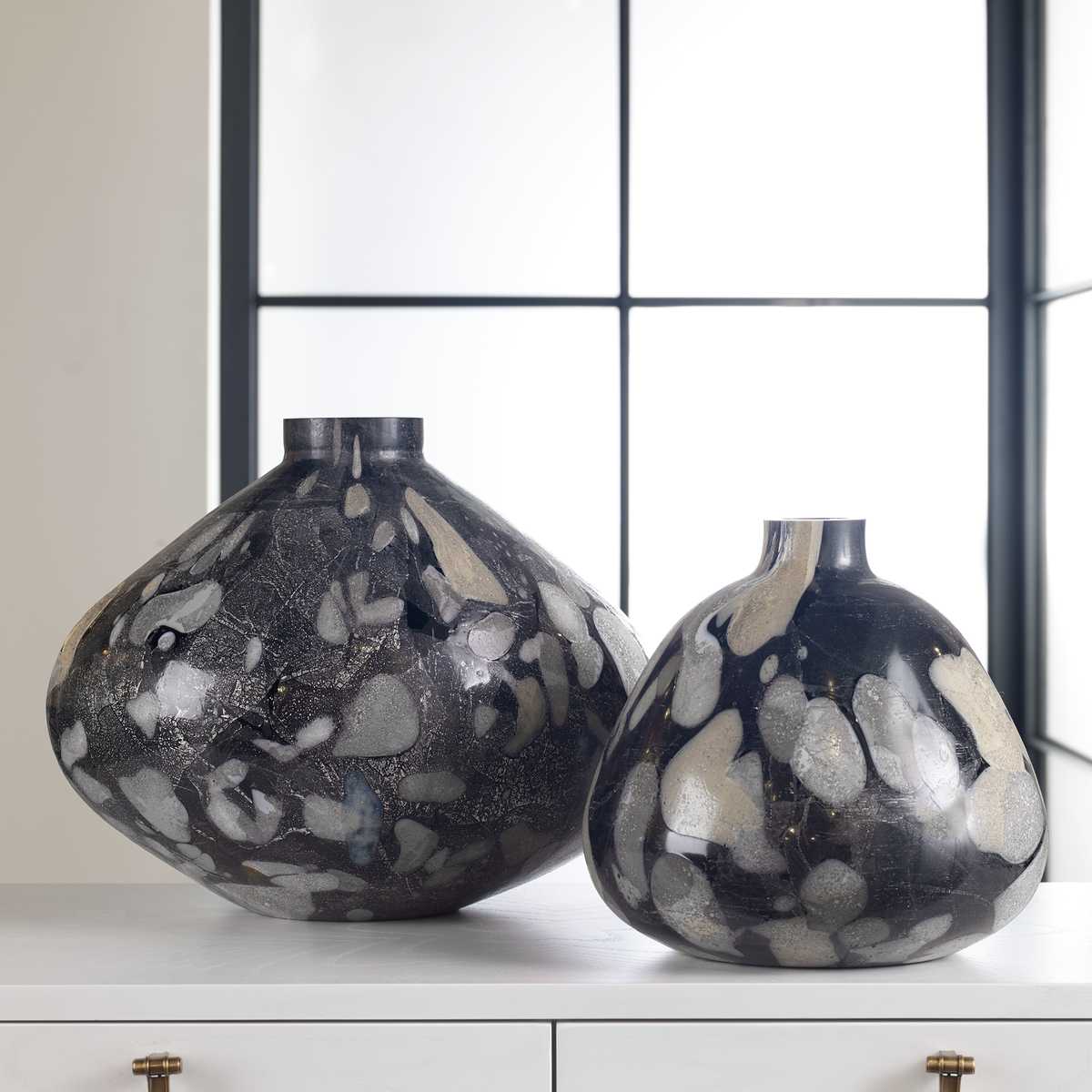 Pebble Vase - Small