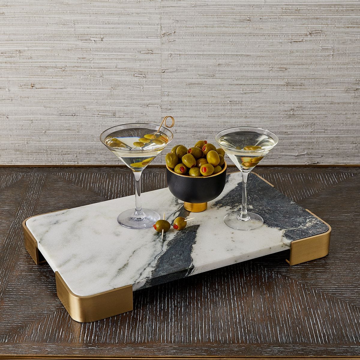 Elevated Tray/Plateau - Panda Marble Medium