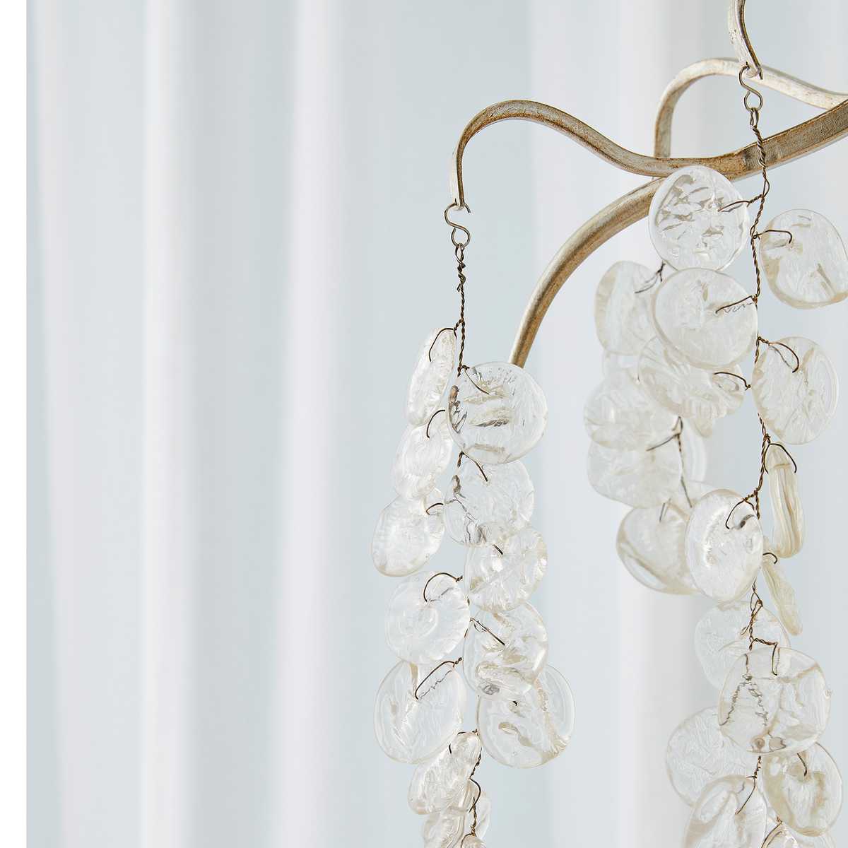 Boreas, 7 Lt Chandelier