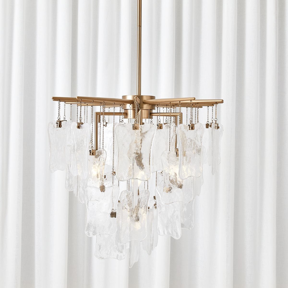 Seeded Shield, 8 Lt Chandelier - Clear