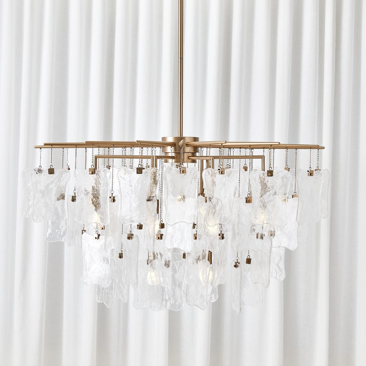 Seeded Shield, 8 Lt Chandelier - Clear