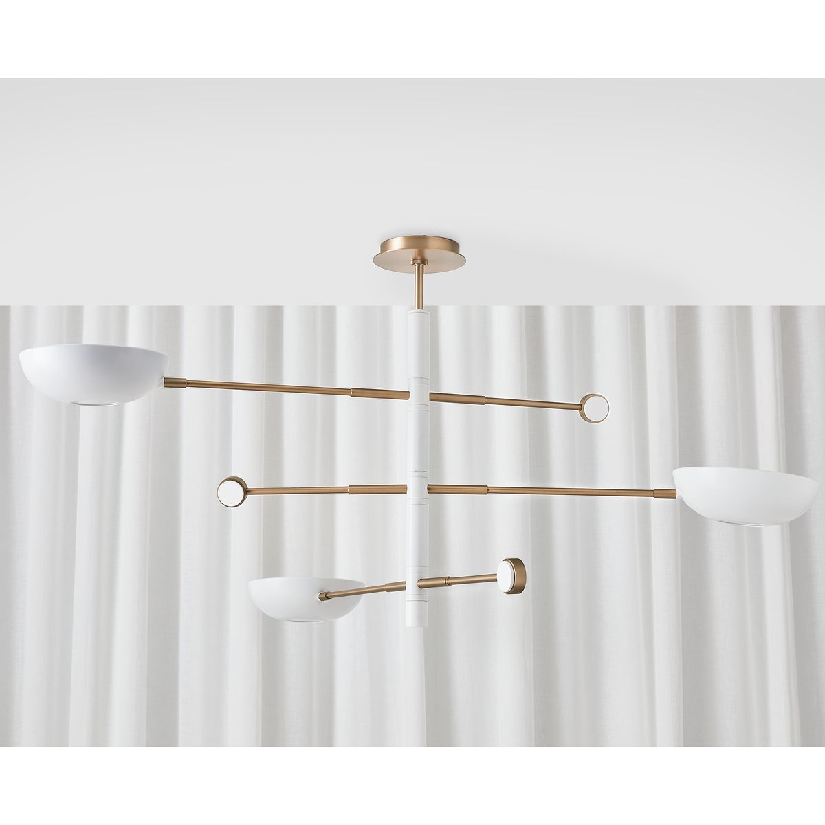 Swinger, 3 Lt Pendant - White