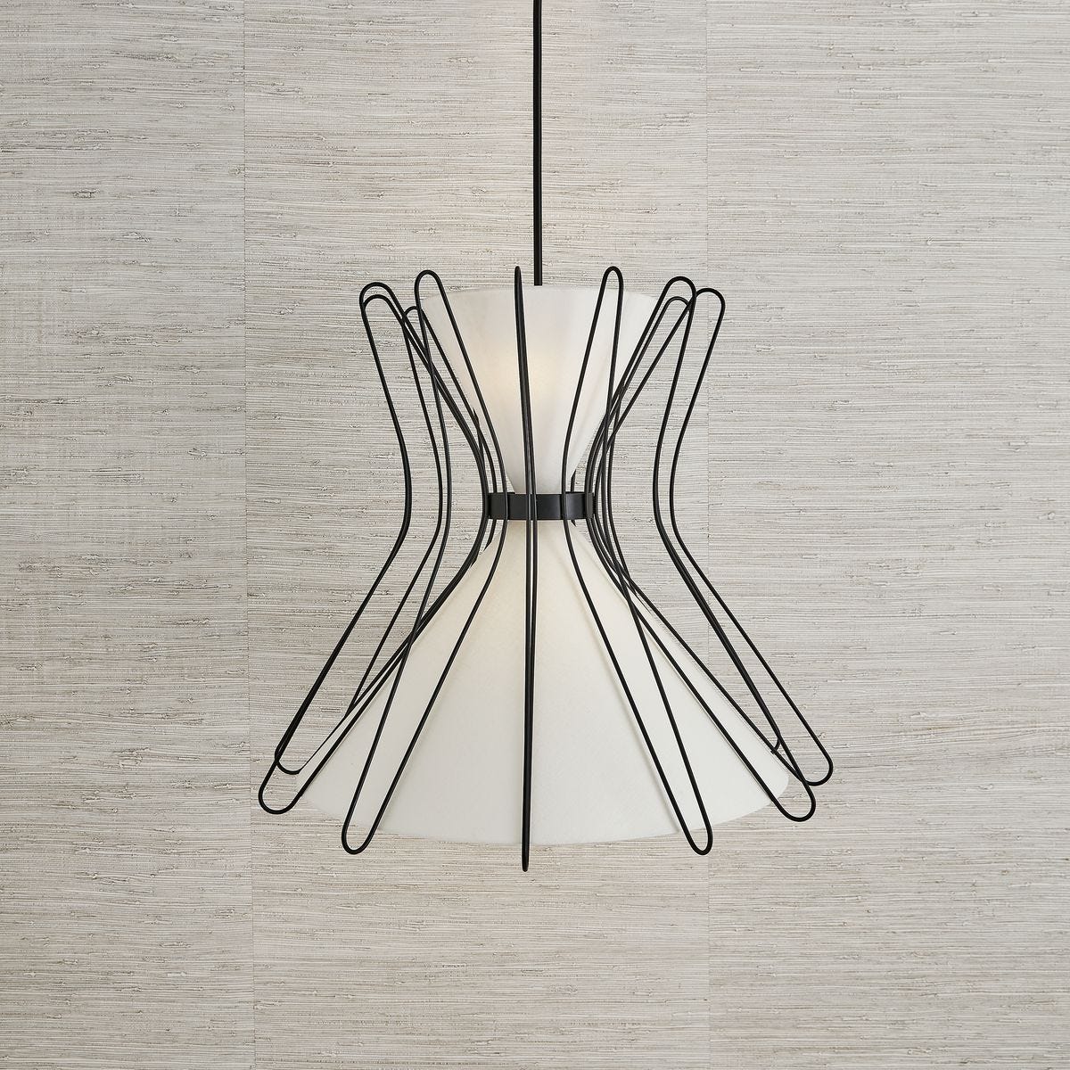 Boomerang, 4 Lt Pendant - Black Grande