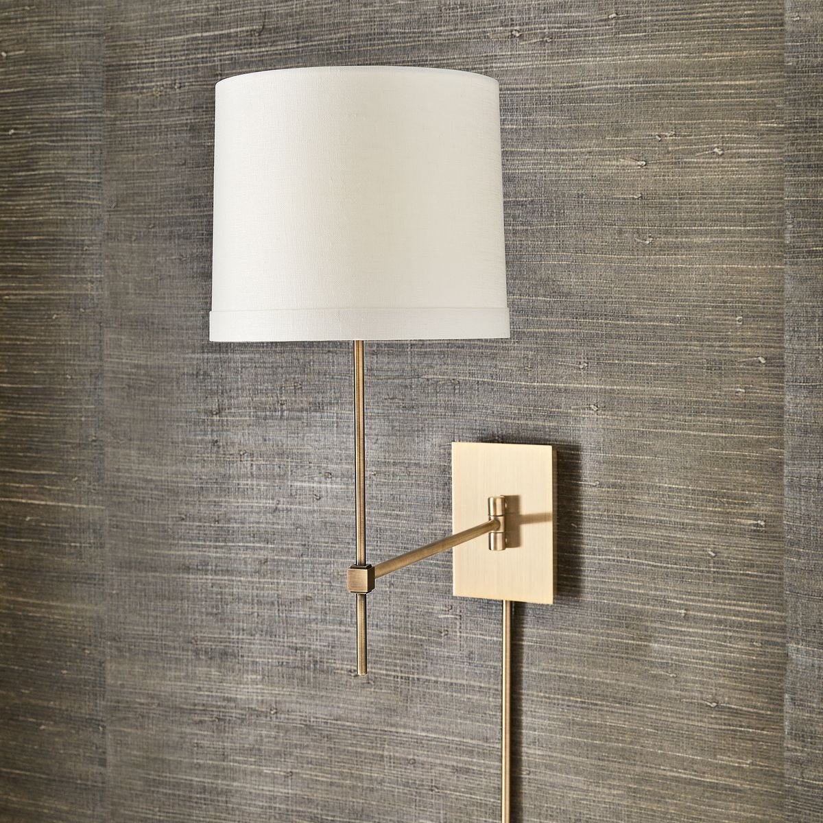 Swing Time, 1 Lt Sconce - Antique Brass, 2 Cartons