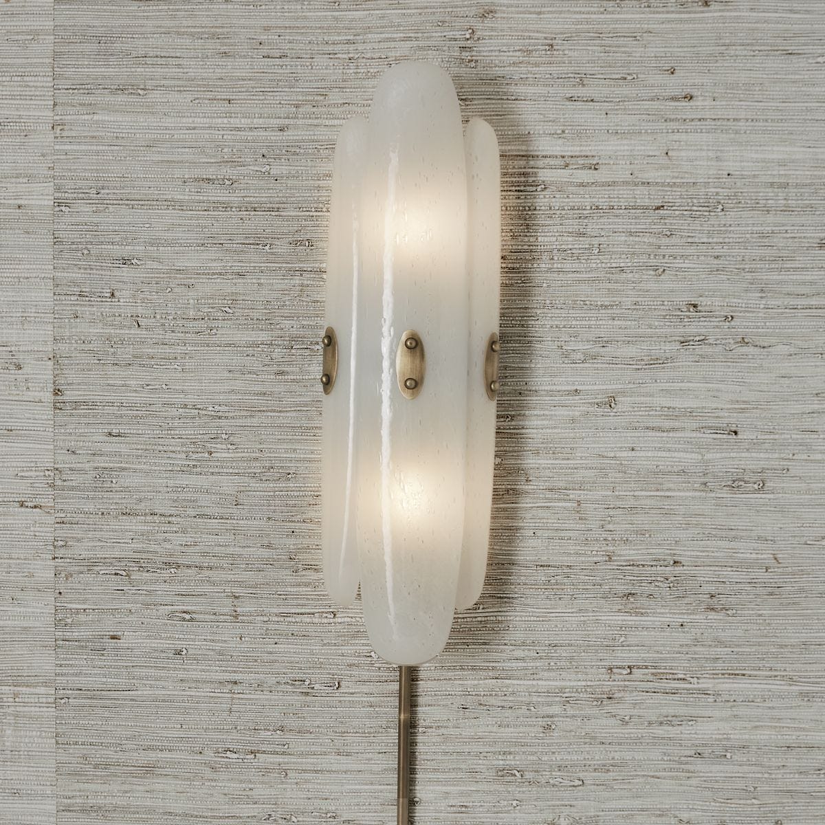 Elliptical, 2 Lt Sconce