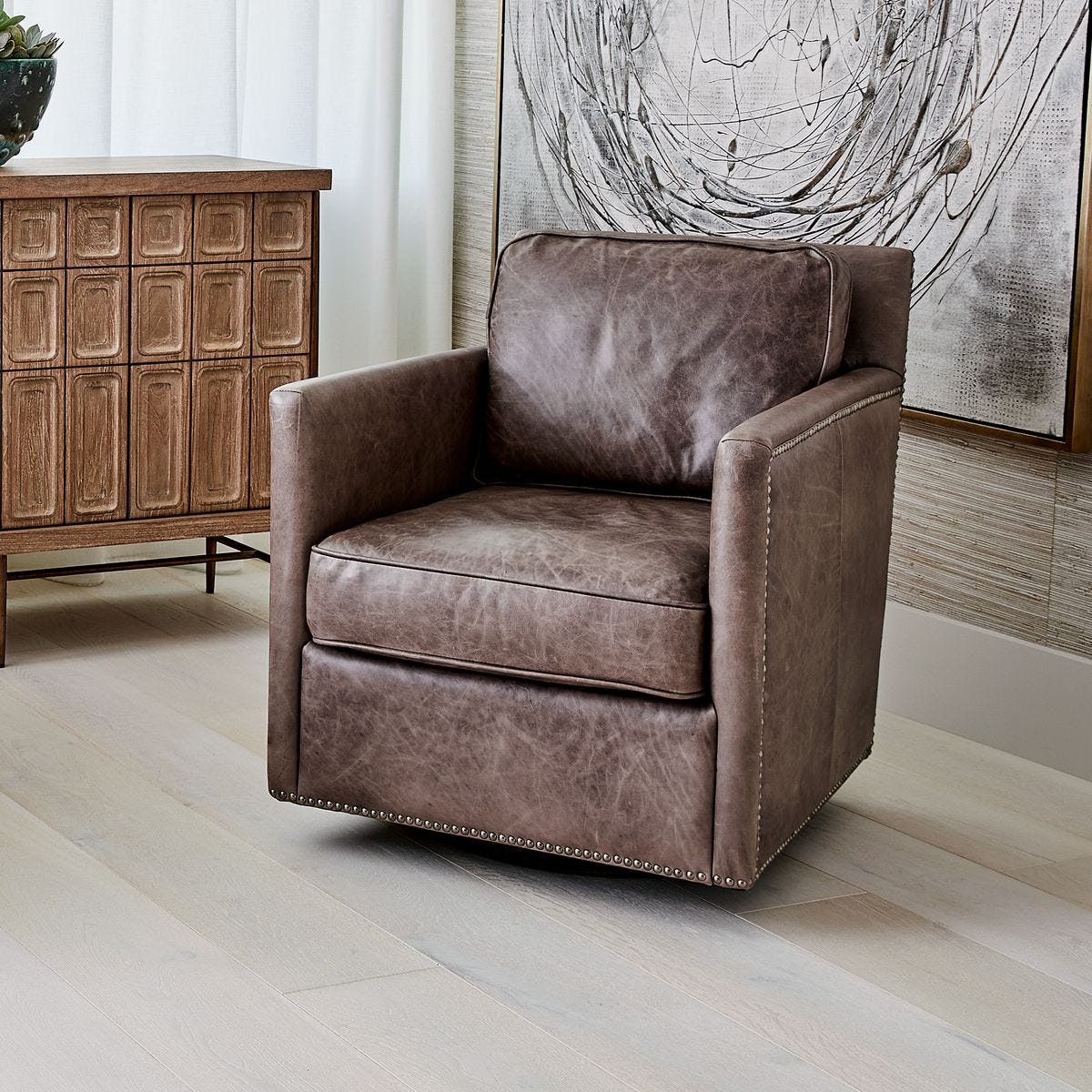 Roosevelt Swivel Chair - Smoke