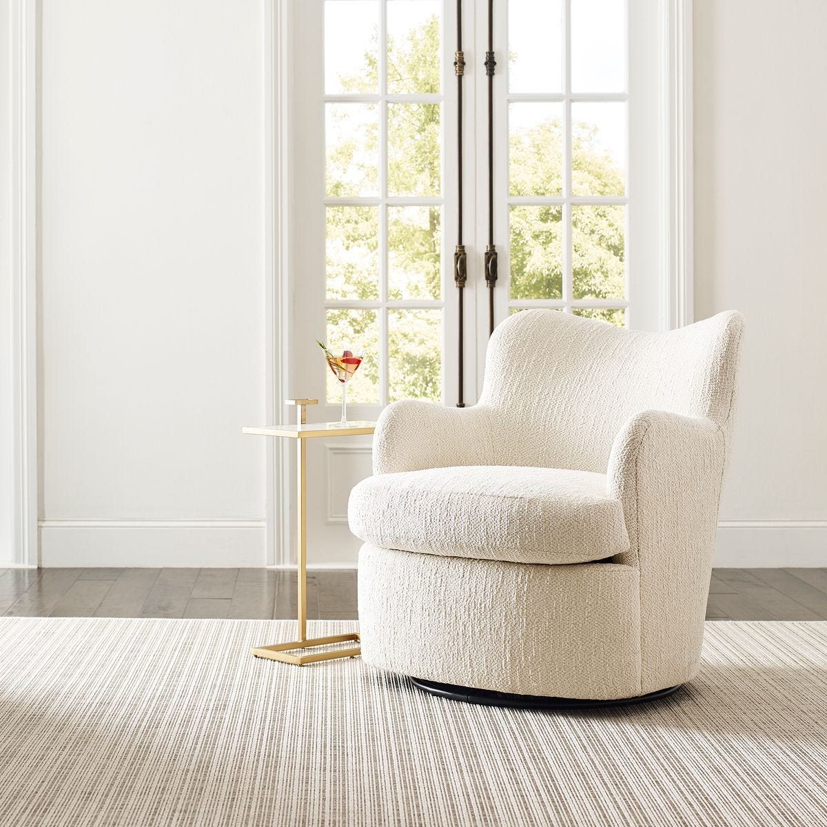 Chit Chat Swivel Chair - Cuddly Cream