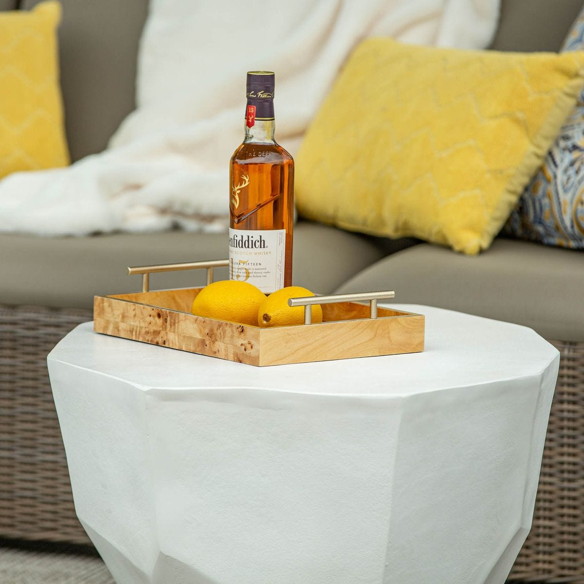 Cathenna Coffee Table - White Medium