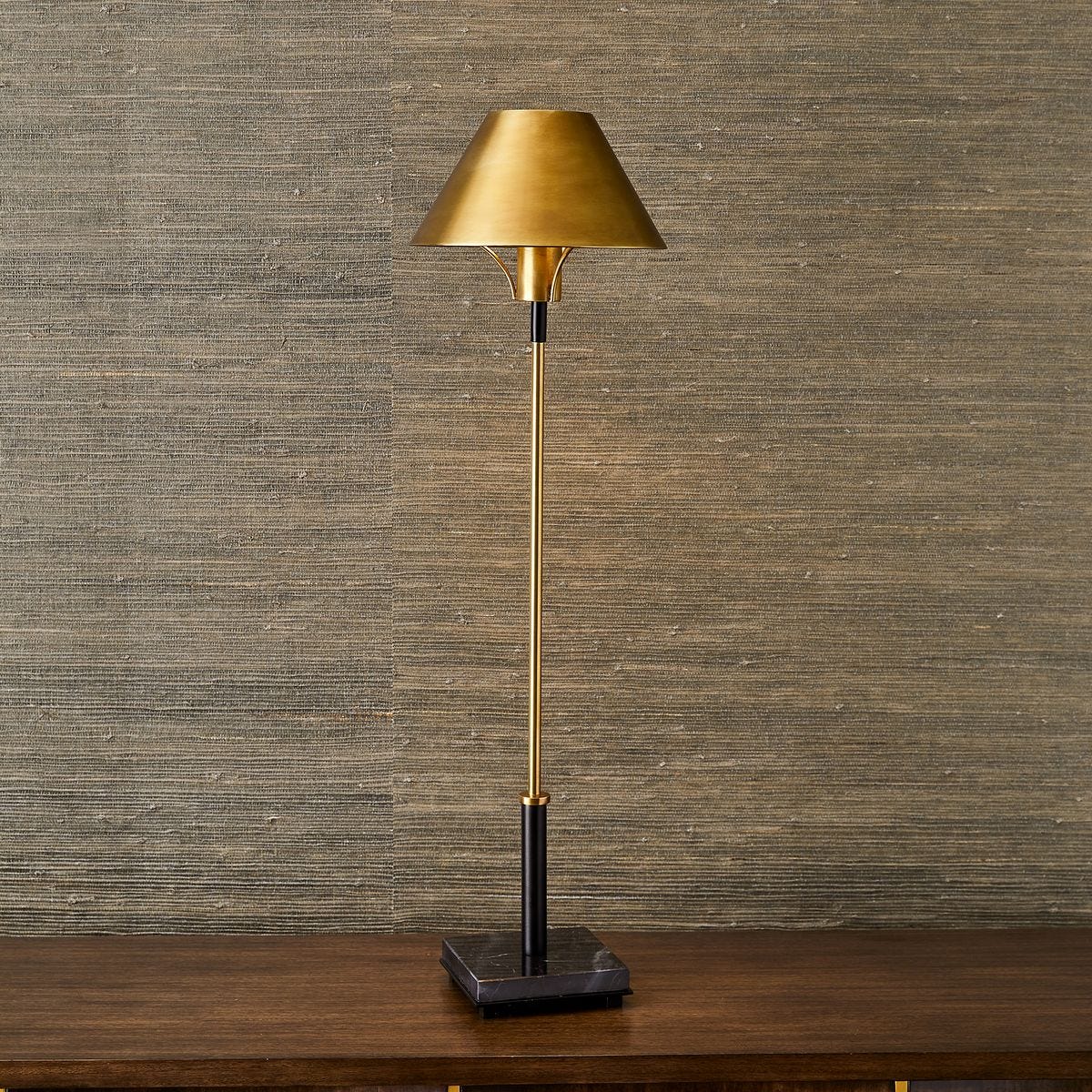 Streamline Buffet Lamp