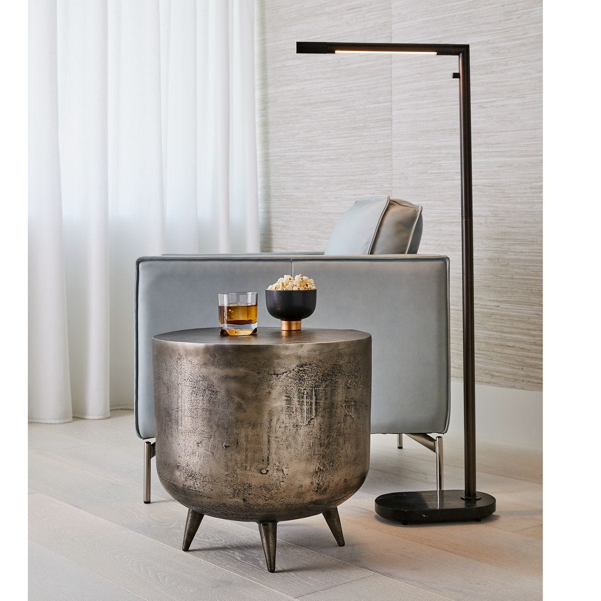 Highlight Floor Lamp - Bronze