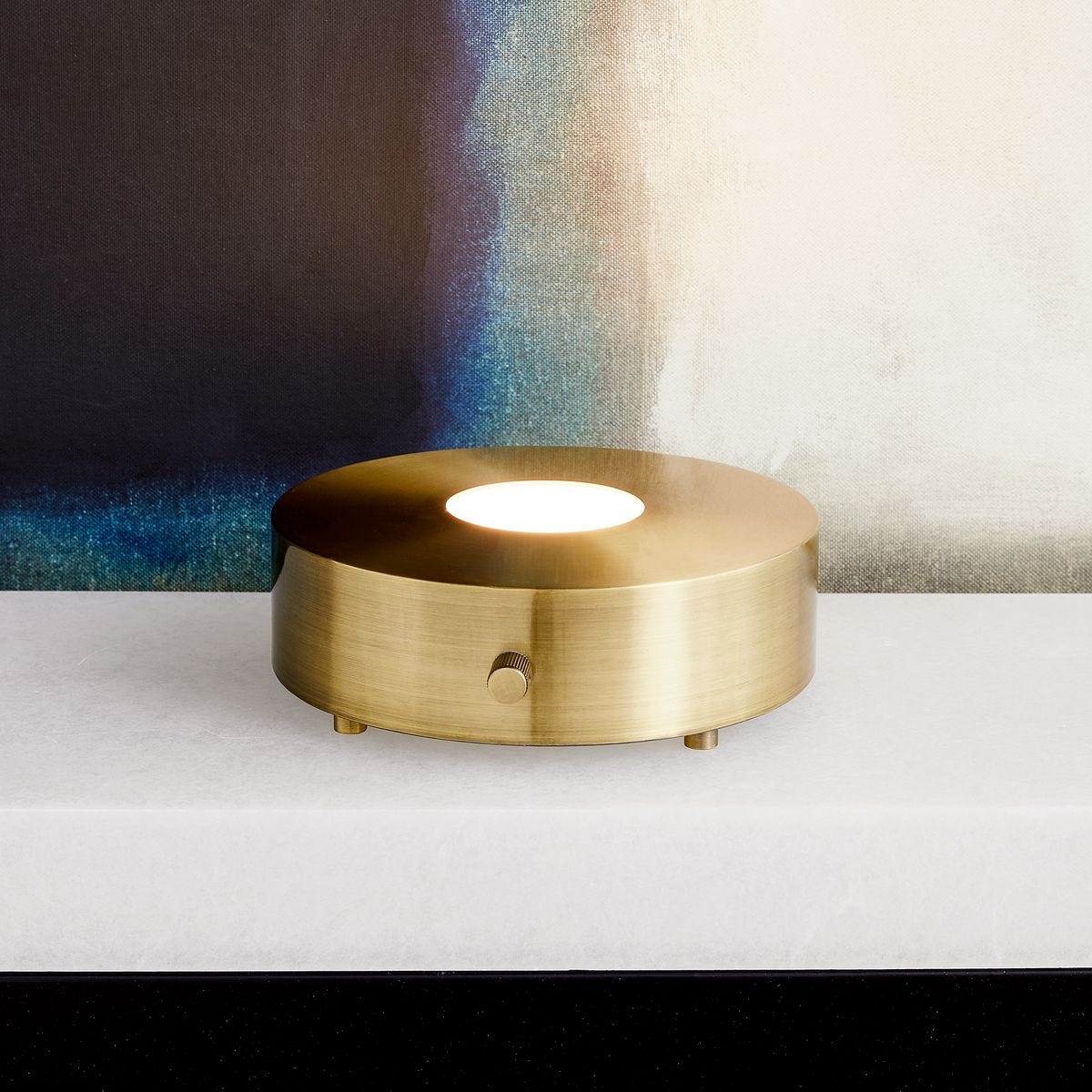 Lighted Plateau Lamp - Round Brass