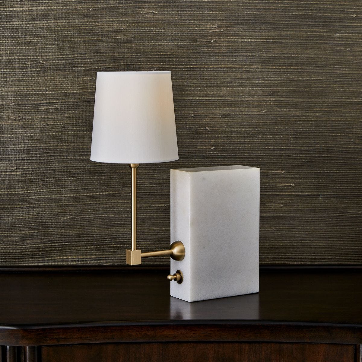 On a Shelf Mini Lamp - White Marble/Brass