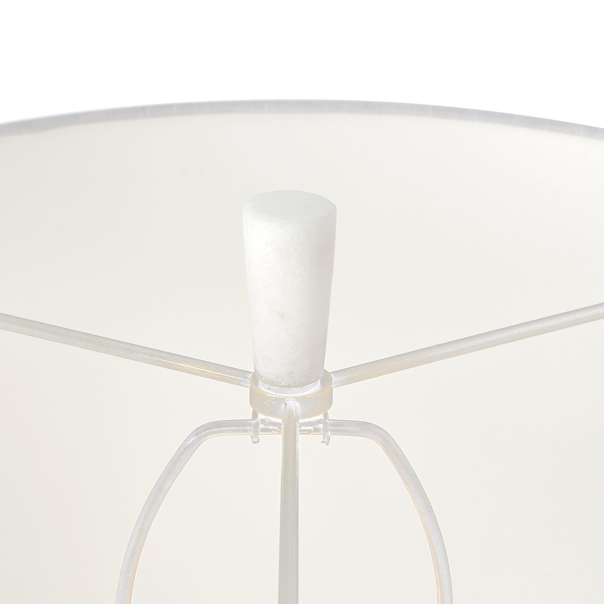 Svelte Table Lamp